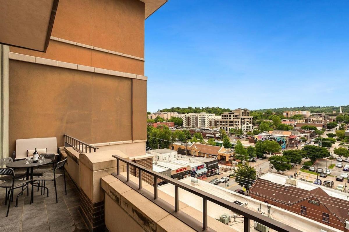 The East View - Downtown - Steps To Dickson Apartment Fayetteville Exterior photo